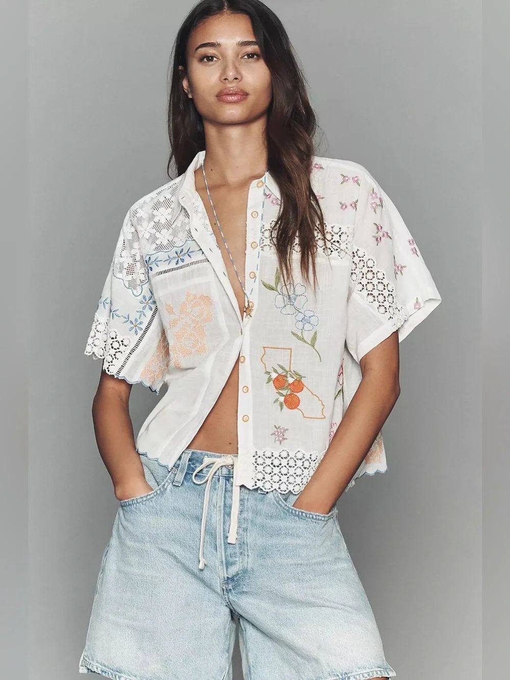 By Anthropologie 100% Cotton Embroidered Buttondown Shirt Size L